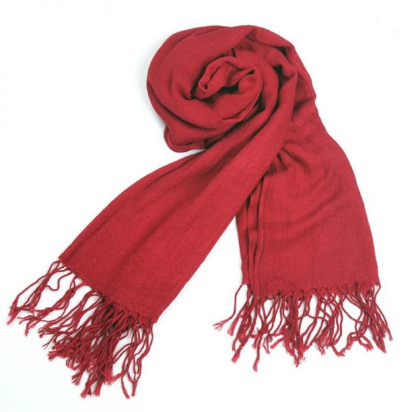 Attack on Titan Cosplay Merch: Mikasa Ackerman Scarf - Image 2