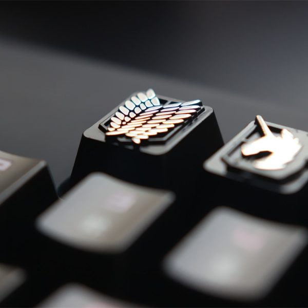 Attack On Titan Merch: Attack On Titan's Symbol KeyStone Keycap - Image 3