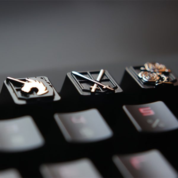 Attack On Titan Merch: Attack On Titan's Symbol KeyStone Keycap - Image 4